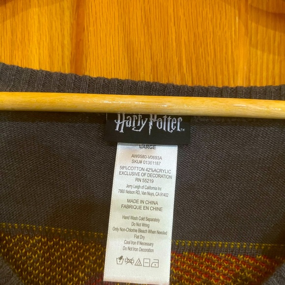 Warner Brothers Harry Potter House Cardigan - Griffindor - Picture 4 of 4